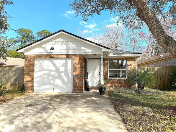 2553 Americas Cup Cir E, Jacksonville, FL 32233