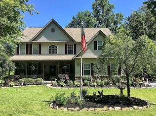 311 Hill Rd, Honey Brook, PA 19344