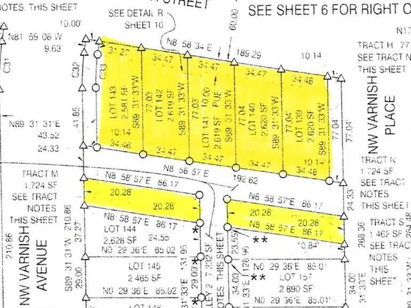 3291 NW 7th St, Redmond, OR 97756