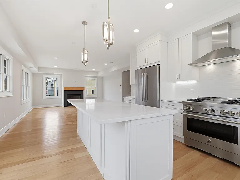 603 Springfield Ave #103 — Photo 8