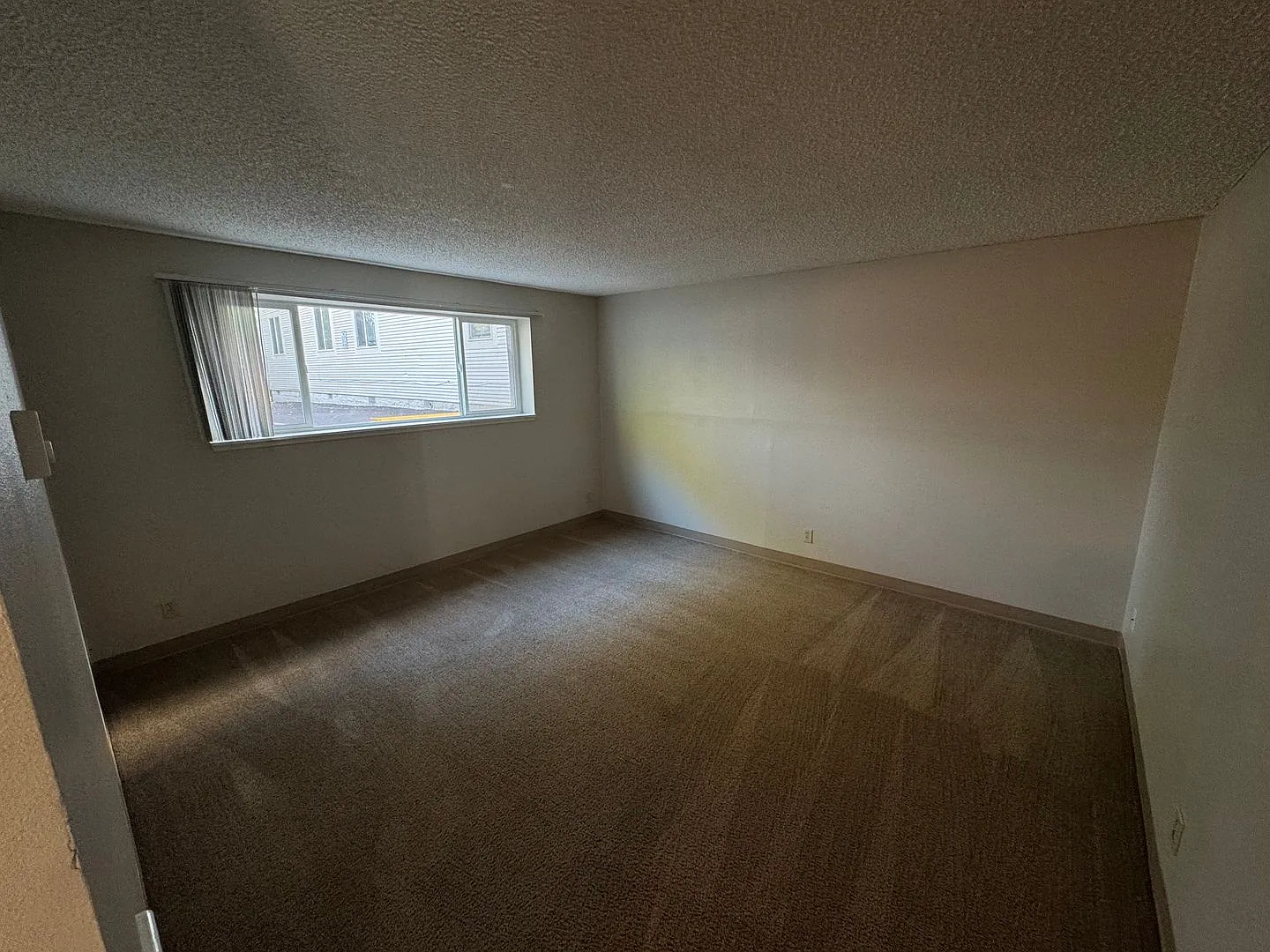 468A - 824 SW Grove Street — Photo 4