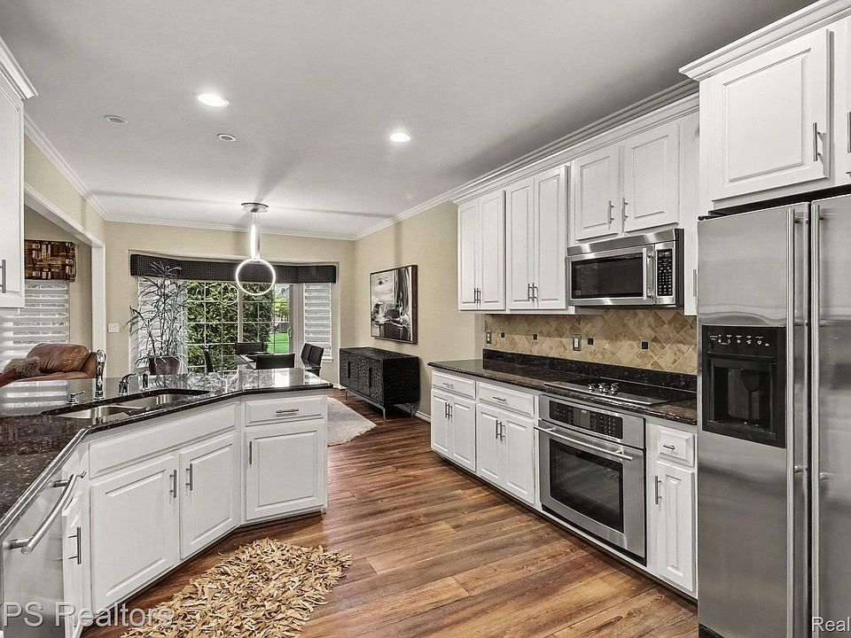 51879 Shoreview Dr, photo 13