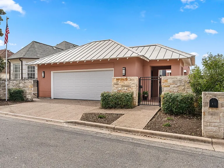 10204 Echoridge Dr — Photo 30