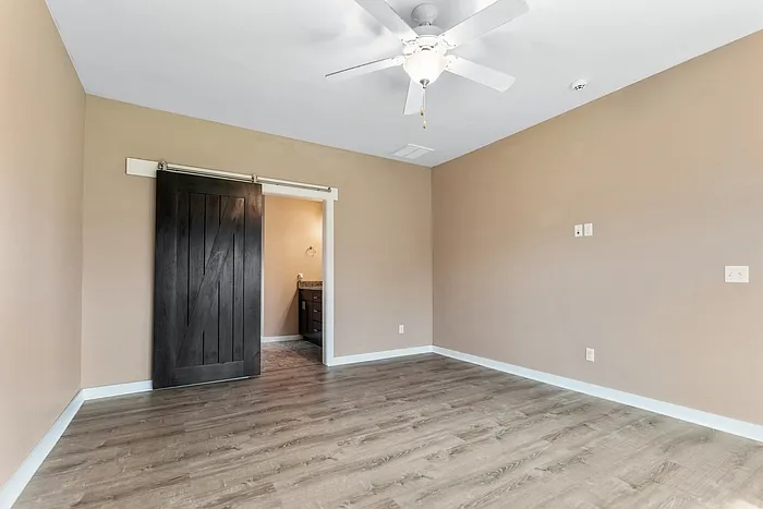 1200 Ridgeway Dr — Photo 15