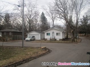 401 Stewart Rd, Willernie, MN 55090