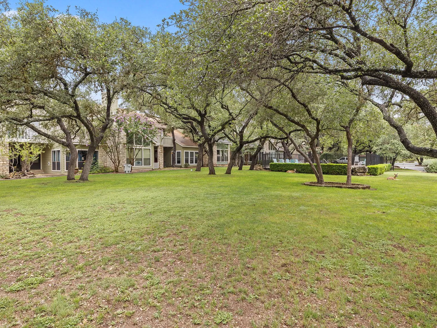 3 bed, 3.0 bath, 1623 sqft, $1,950 — Photo 1