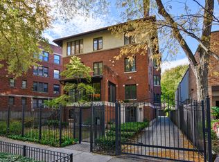 4224 N Hazel St #3, Chicago, IL 60613