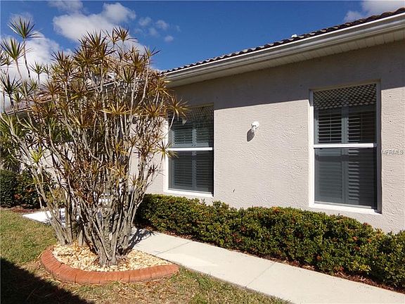 4th image of 8362 Palmetto Ct