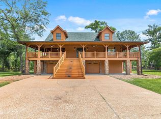 4820 Cypress Lake Dr, Lake Charles, LA 70611