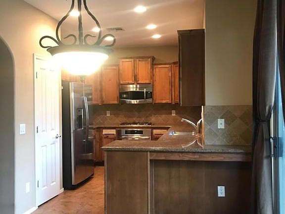 2nd image of 1655 W Cottonwood Ln