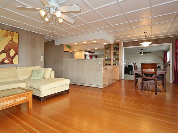 3rd image of 271 Liholiho St
