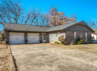 1604 Briar Meadow Rd, Norman, OK 73071