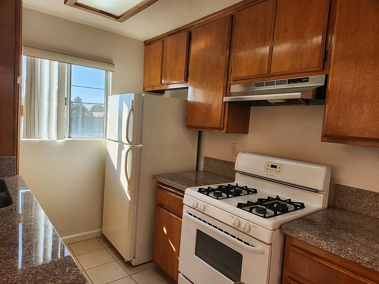 11825 Courtleigh Dr #205 — Photo 11