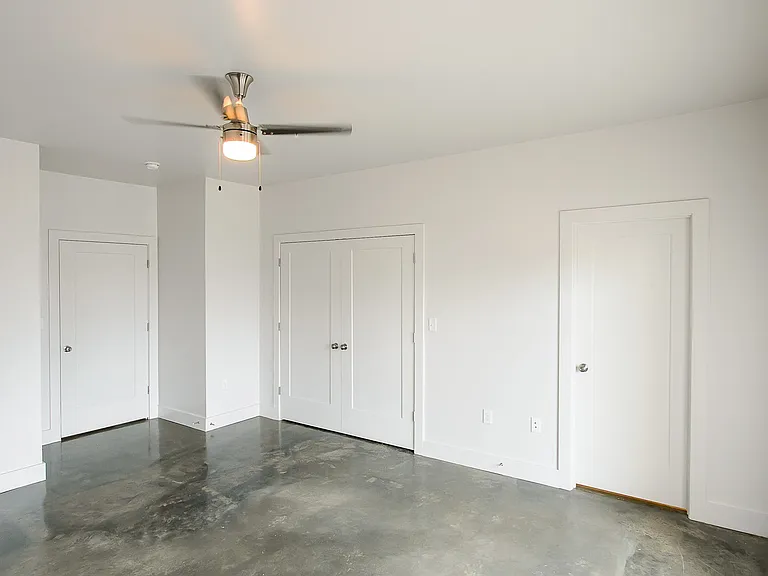 Myers Flats - 3 Bedroom — Photo 41