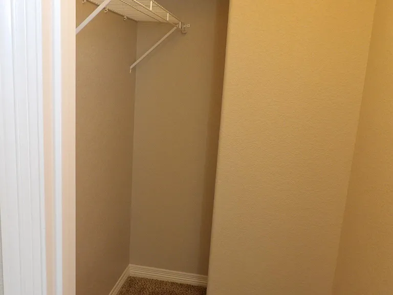 13534 Park Gate Dr — Photo 16