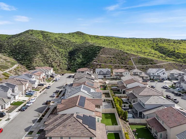 18130 Radiance Ln — Photo 40