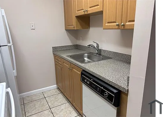 2964 NW 55th Ave #102 — Photo 7