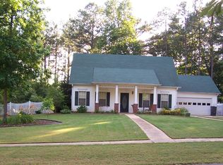731 Willow Dell Dr, Senoia, GA 30276