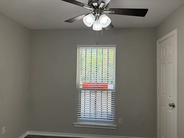 4 bed, 2.0 bath, 1272 sqft, $1,795 — Photo 4