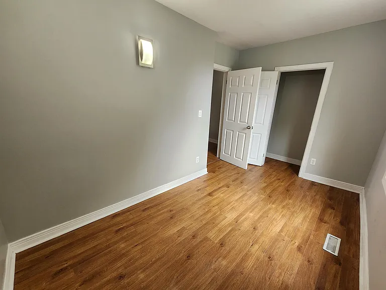 419 Bronson Ave #1 — Photo 10