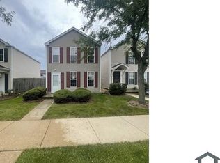 1077 Serendipity Dr, Aurora, IL 60504