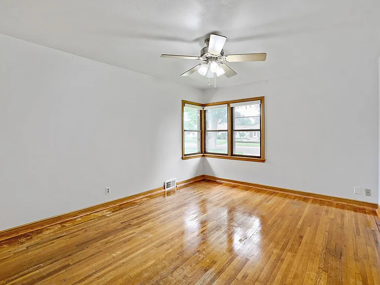 7344 Aldrich Ave S — Photo 8