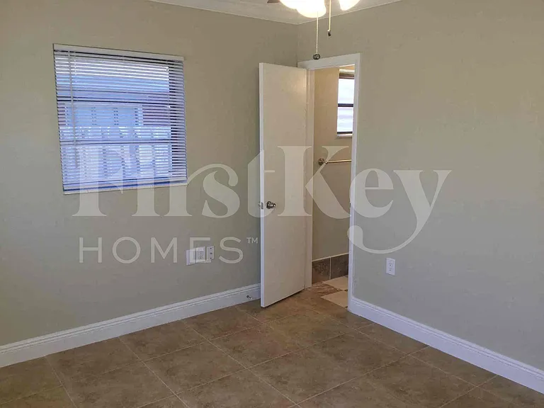 7361 Arthur St — Photo 16