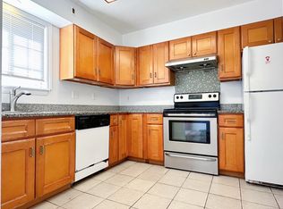 1679 Litchfield Tpke #A, Woodbridge, CT 06525