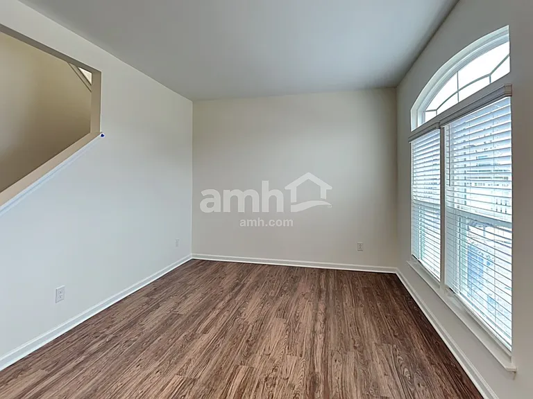 612 Hamilton Park Dr — Photo 7