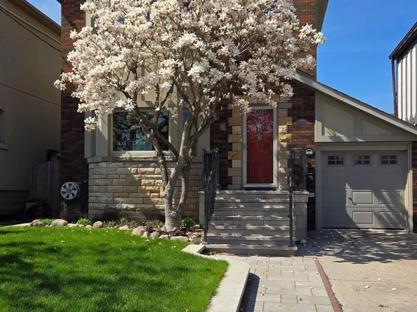 306 Westwood Ave, Toronto, ON M4J 2H7
