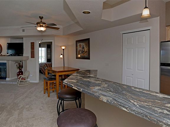 4th image of 920 E Plum Creek Pkwy APT 306