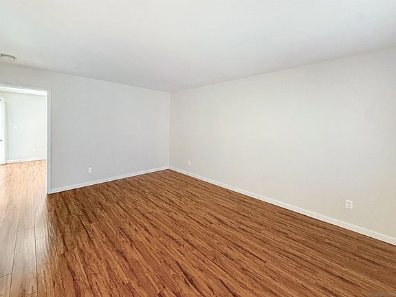 3rd image of 4240 Menlo Ave Unit 9