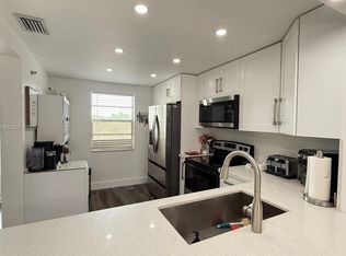 3910 Inverrary Blvd APT 503-B, Lauderhill, FL 33319