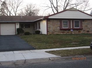 20 Normandy Ln, Willingboro, NJ 08046