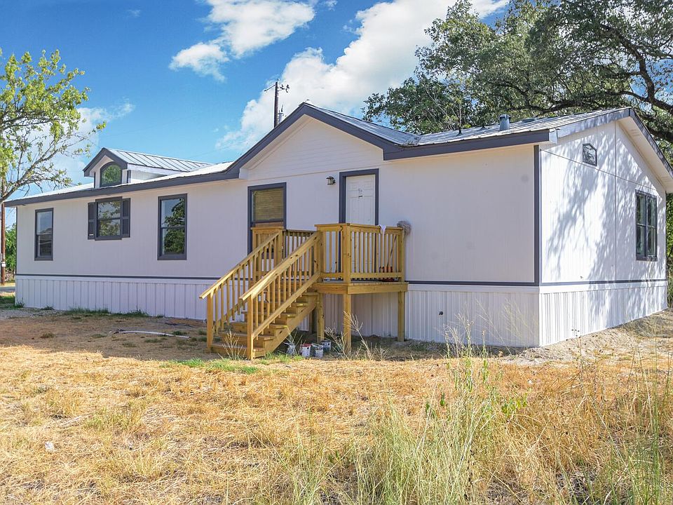 1st image of 158 Shady Oaks Ct