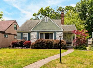 945 Kenwick Rd, Columbus, OH 43209