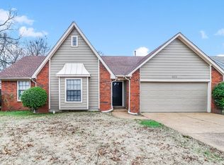 6610 Shaker Ln, Memphis, TN 38141