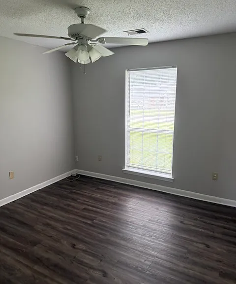 7345 Susie Ln — Photo 11