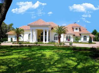 2011 Country Club Dr, Eustis, FL 32726