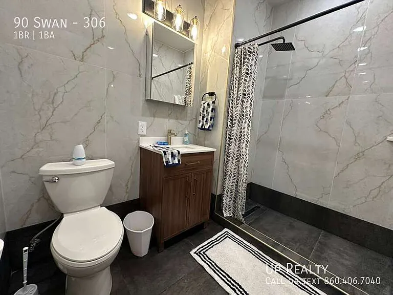 90 N Swan St #306 — Photo 54