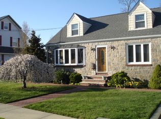 55 E Argyle St, Valley Stream, NY 11580