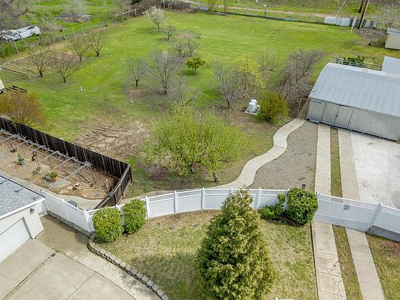 3rd image of 5149 Ladefonos Ct