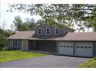 1 Lloyd Rd, Newburgh, NY 12550