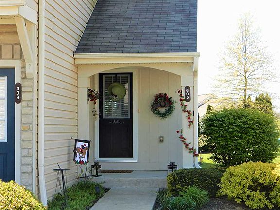2nd image of 605 Radnor Ln