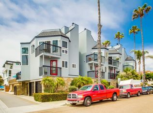 200 Pine St UNIT 2, Oceanside, CA 92054
