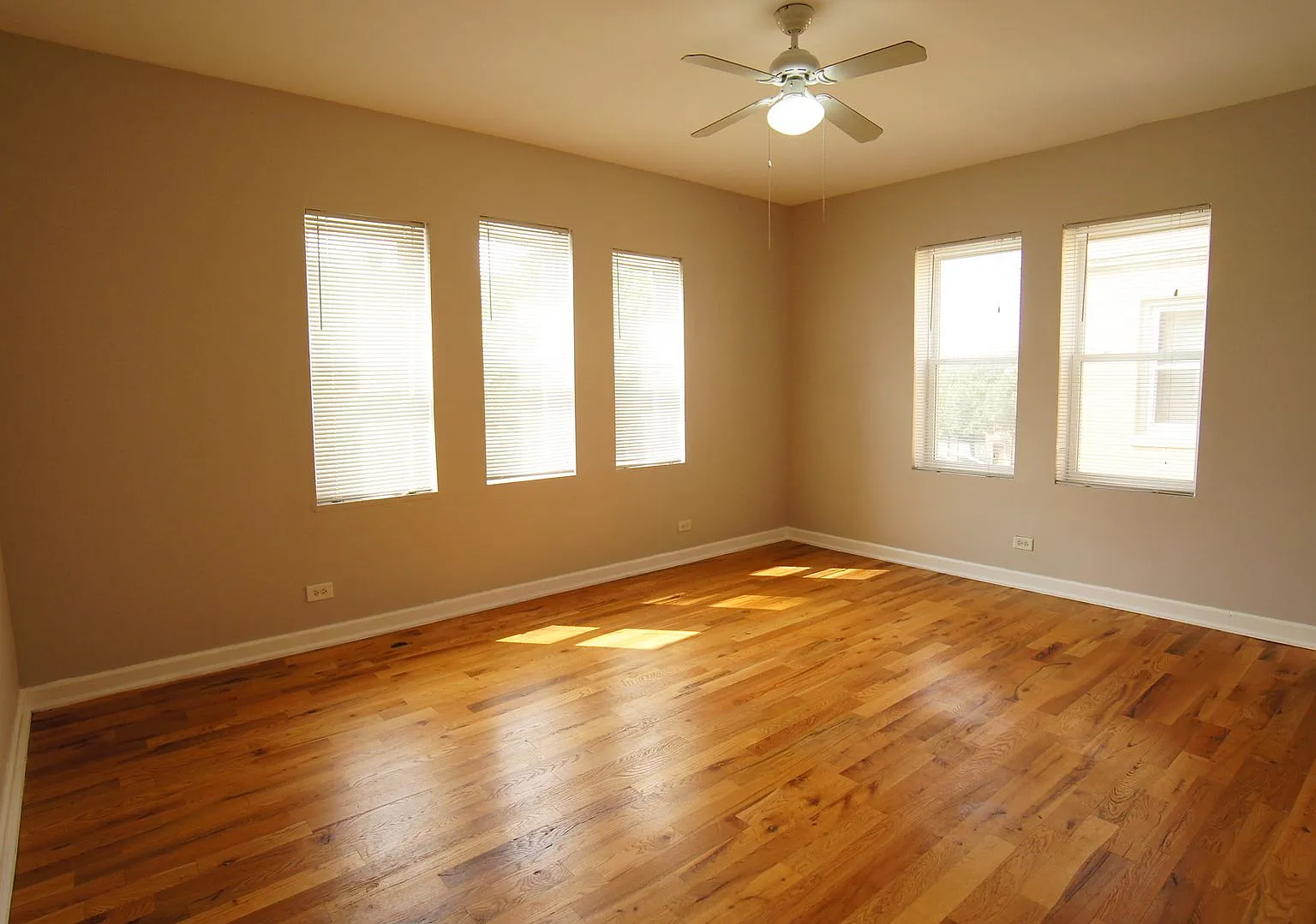 3533 Fullerton LLC — Photo 1