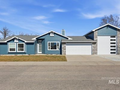 9290 W Halstead Dr, Boise, ID, 83704