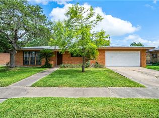 445 Poenisch Dr, Corpus Christi, TX 78412