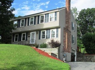 28 Meadowbrook Rd, Auburn, MA 01501
