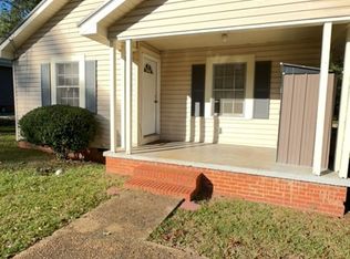 205 Pineleaf Ln, Greenville, AL 36037